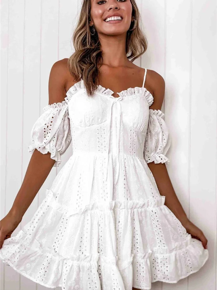 

Summer Embroidery Hollowed-out Lace Strapless Women's Dress with Continuous Sleeve Pleated Lace Dress