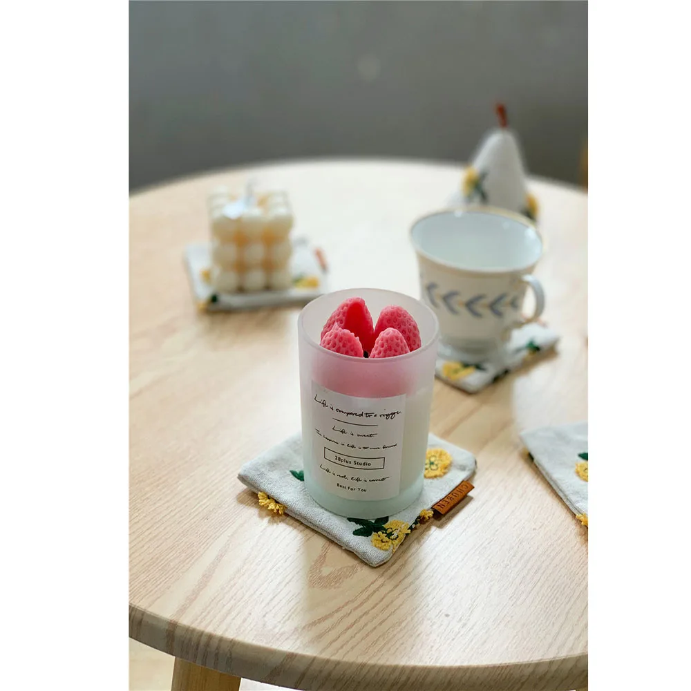 

1pc Hand Made Three-dimensional Flower Square Cloth Simple Coaster