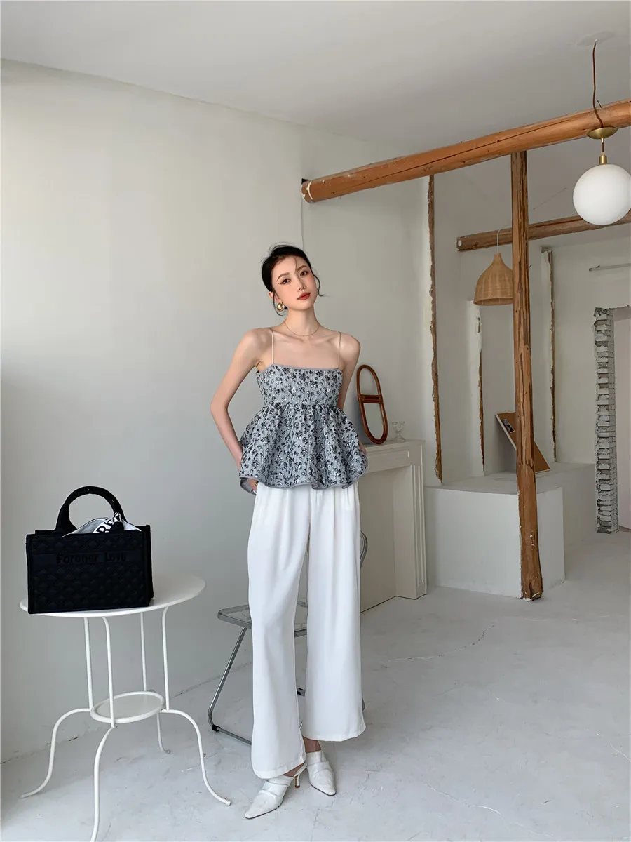 Summer ladies knitted jacquard off-shoulder top sexy camisole vest 2021New ladies fashion party pleated halter top pullover bra