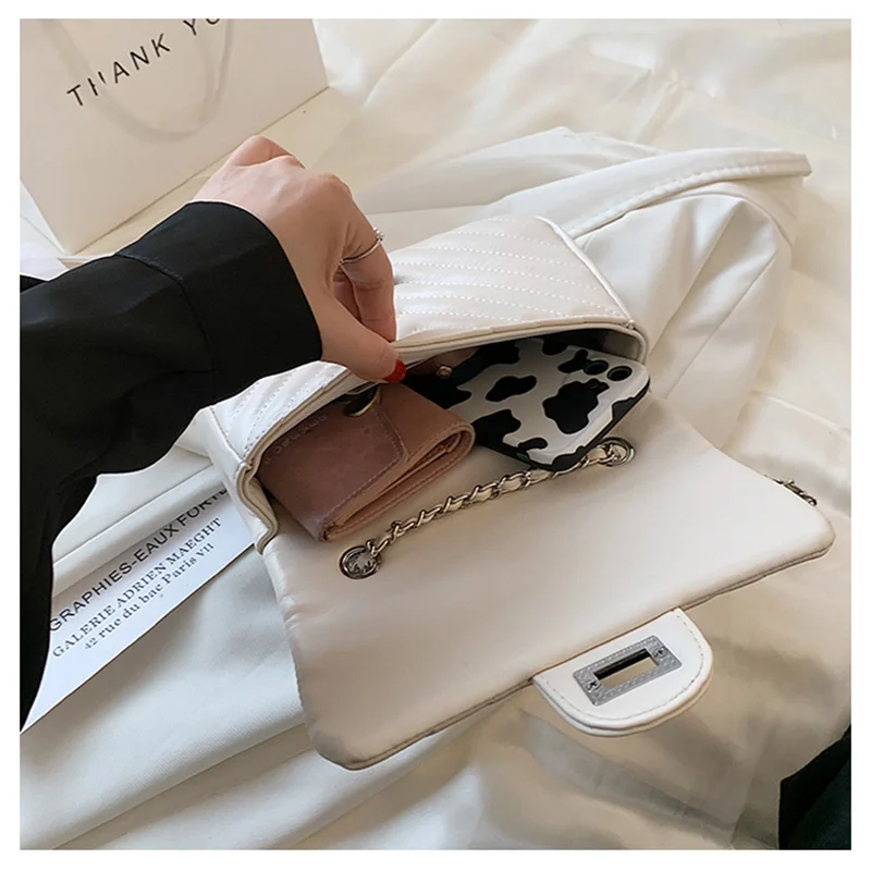 

Solid Color Soft Leather Shoulder Bag Female 2021 French Style Temperament Chain Bag Trendy Casual Women's Cross Body Bag Black