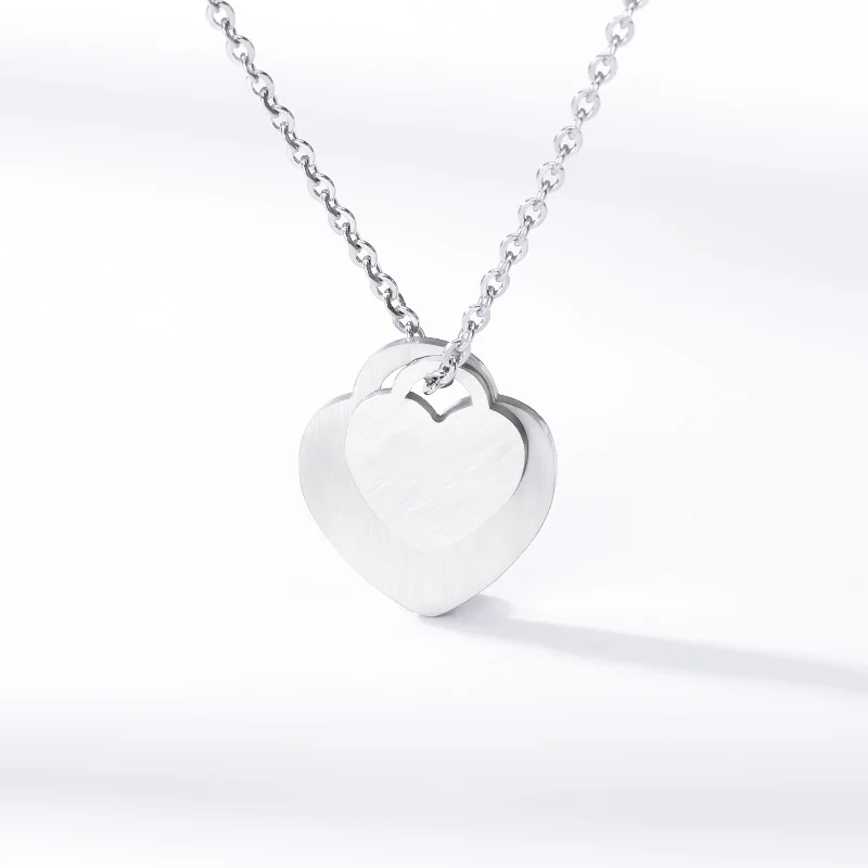 Ожерелье в форме сердца с романтической гравировкой женское колье из