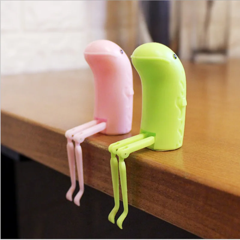 4pcs Ornament for car creative tuyere fragrance home decor decoration embellishment aromatherapy eel toy ornament |