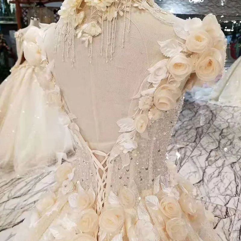 LS11013 Лепестковые Цветы свадебное платье в стиле принцессы с высокой горловиной и