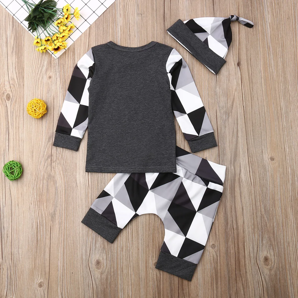 Комплект одежды из 3 предметов для новорожденных мальчиков серые футболки с