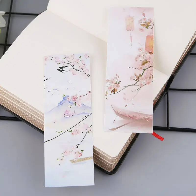 

30pcs Creative Chinese Style Paper Bookmarks Painting Cards Retro Beautiful Boxed Bookmark Commemorative Gifts