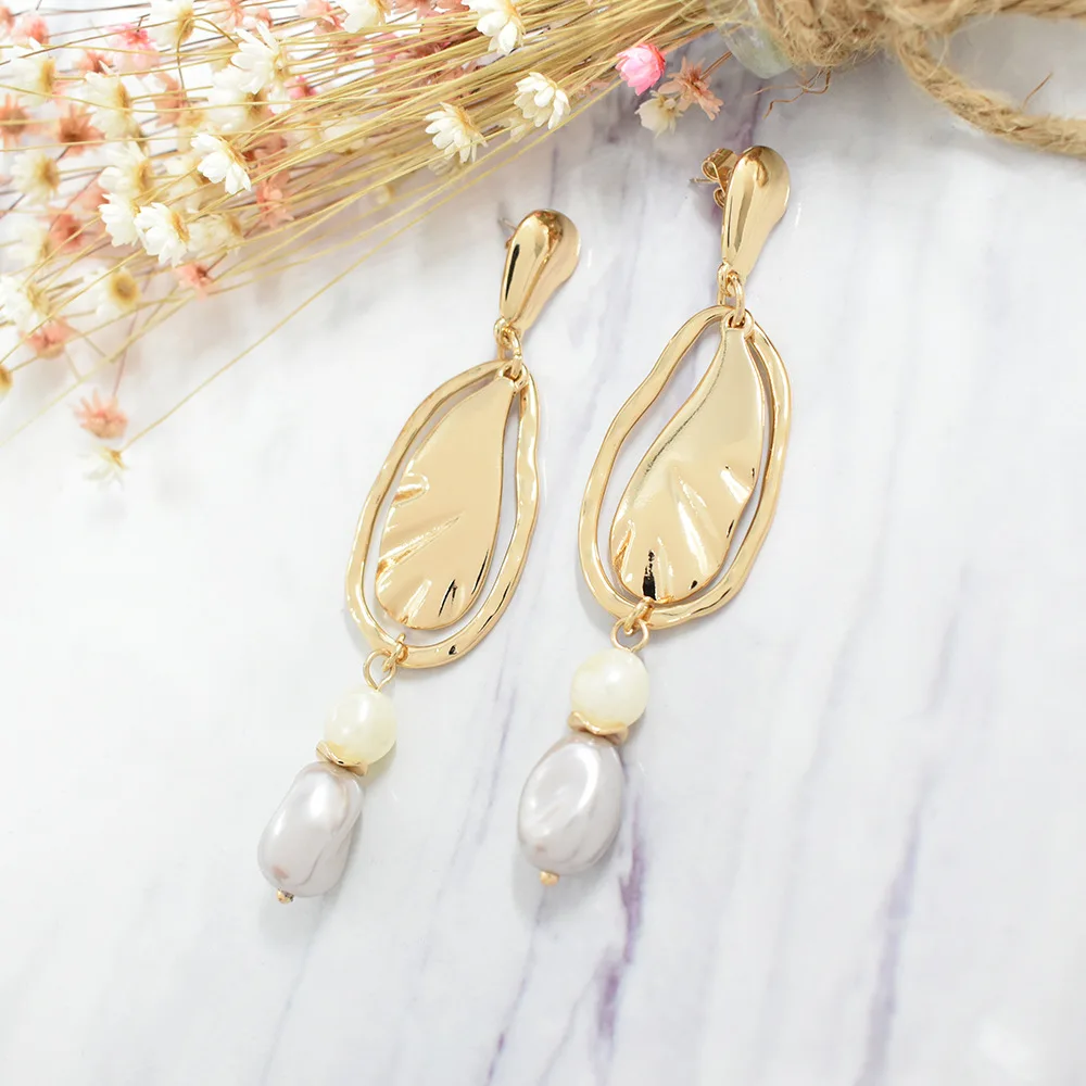 

Earings Trendy 2021 Cute 925 Silver Needle New Alloy Female Simple Personality Pearl Pendant Bridal Earrings for Wedding