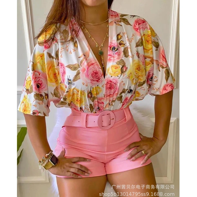 

Mandylandy Women's Fashion Slim Floral Printing Suit Summer Short Sleeve V-neck T-shirt Top + High Waist Straight Shorts Suit