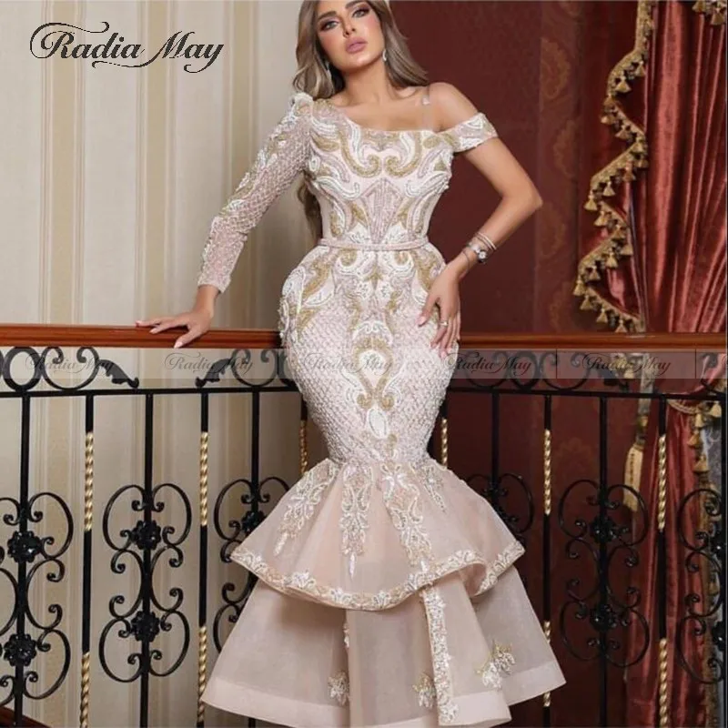 Женское вечернее платье с юбкой годе кружевное одним открытым плечом и длинным