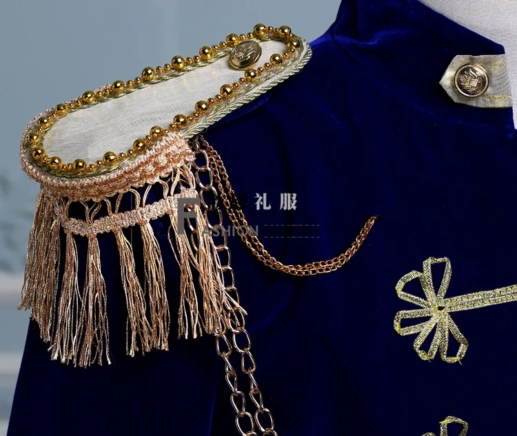 Новый костюм для выступлений пары в стиле милитари мужчин и женщин