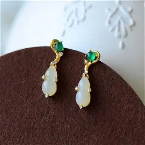 

Spring Light Is Infinitely Good. Hetian Jade Inlaid with Green Agate Ear Studs with Diamond Eardrops Ruyi Auspicious Gourd a Pai