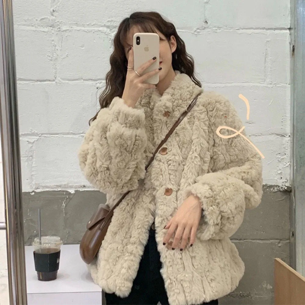 

Women Thickened Warm Winter Lamb Cashmere Coat Mid-length Lazy Style Loose Fur Furry Jacket Student Woolen Outwear Plus Size