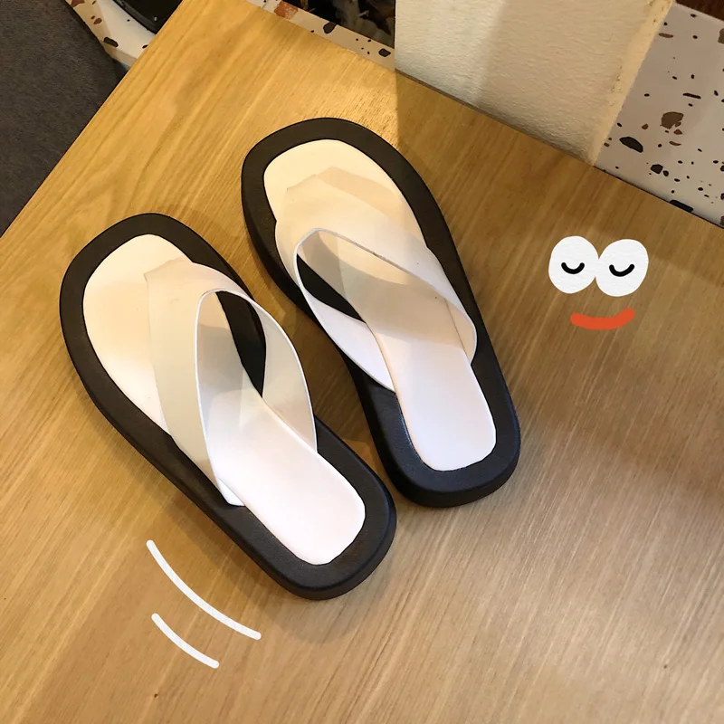 

Flat Shoes Female Rubber Flip Flops Slippers Women Summer Slides Pantofle Fashion Platform Hawaiian 2021 Luxury Rome Bonded Leat