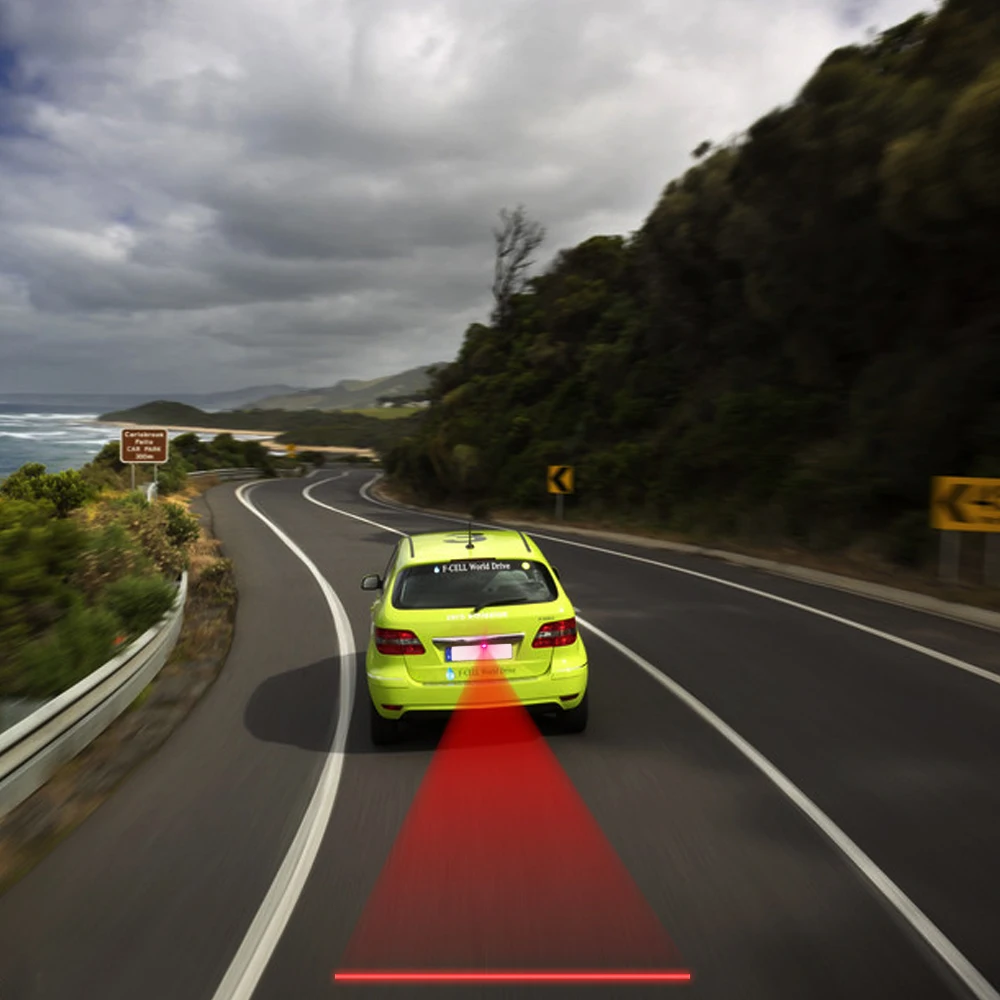 Торможение автомобиля парковочные сигнальные лампы противотуманный светильник