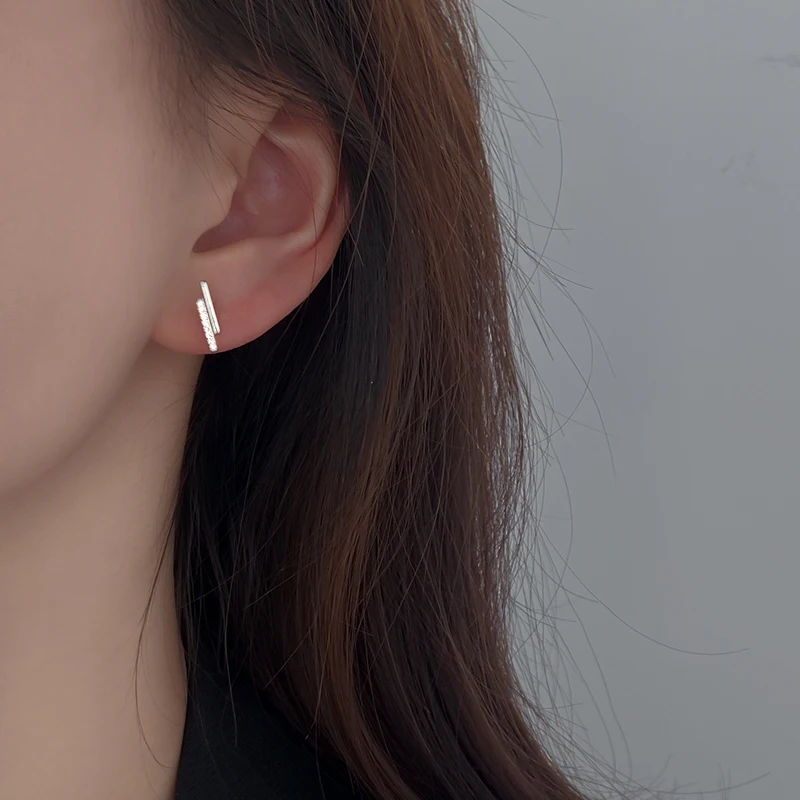 

2020 New Trend 925 Sterling Silver Geometric Long Strip Earrings Stud Earrings With Diamond For Women Birthday Gift Fine Jewelry