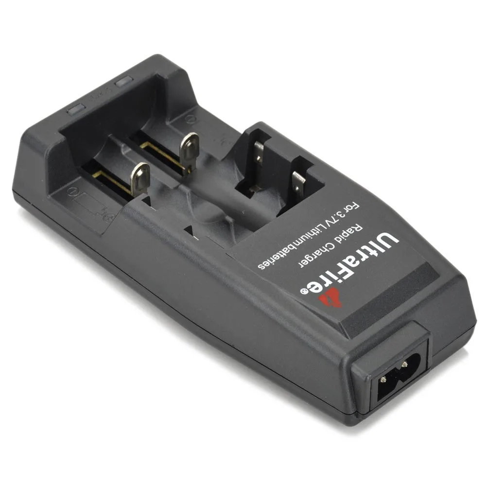 Многофункциональное зарядное устройство для литий ионных батарей с европейской