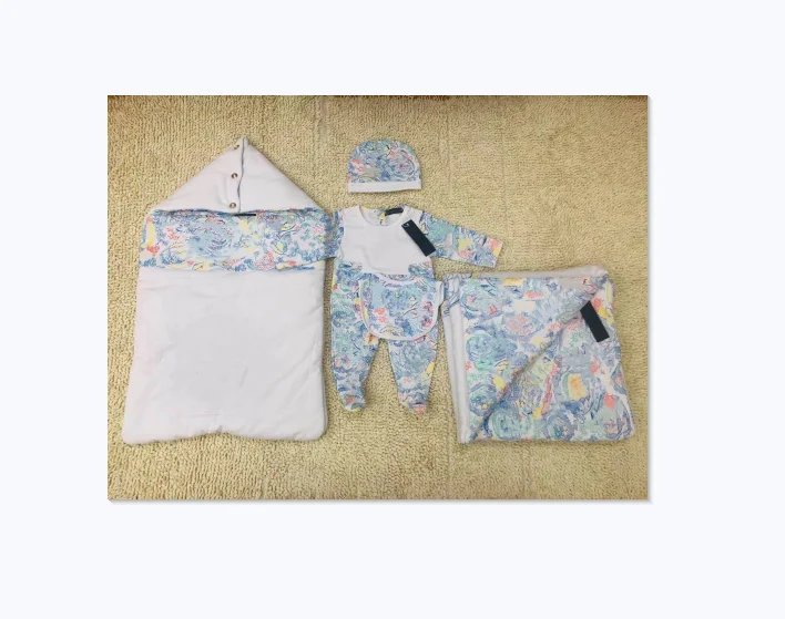 

2021 Одежда для новорожденных костюм с принтом спальный мешок + одеяло + комбинезон 5 шт./компл. брендовый Детский костюм