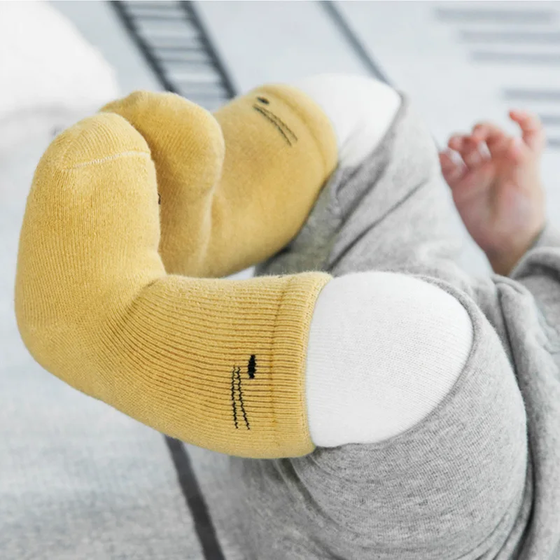 Осенне зимние махровые плотные носки для маленьких девочек яркое полотенце