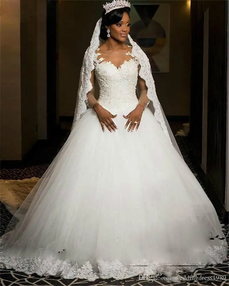 

2021 Saudi Arabia Wedding Dresses Long Sleeve African Sheer V-Neck Applique Train Ball Vestido de novia Bridal Gown Plus Si