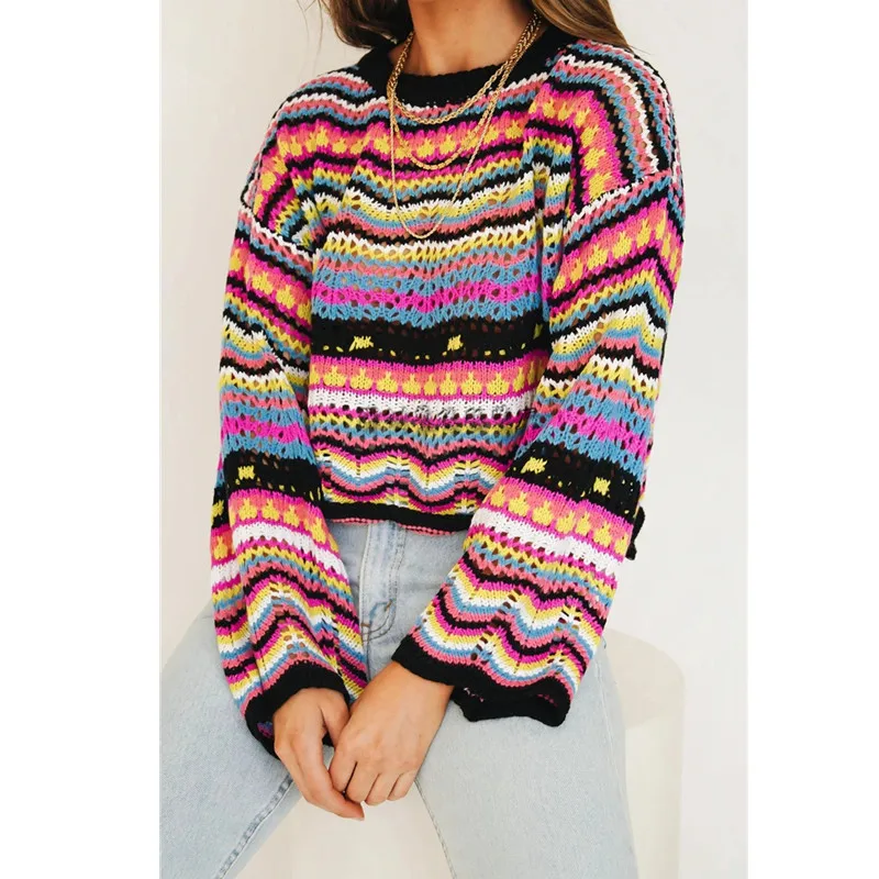 Пуловер женский трикотажный составного кроя с радужным полосатым принтом