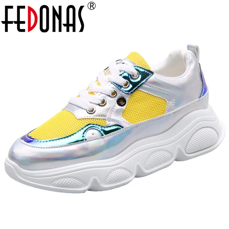 Женские кроссовки на плоской подошве FEDONAS классические из дышащей сетки с