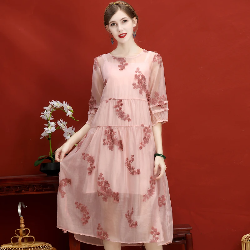

Luxury Dress 2020 Summer Top Quality Brand Chinese Style Women Exquisite Embroidery 3/4 Sleeve Mid-Calf Blue Pink Dress XXL