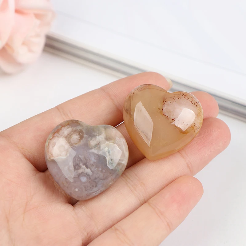 

Natural Blossoms Agate Crystal Gem Stone Love Heart-Shaped Crafts Home Ornament