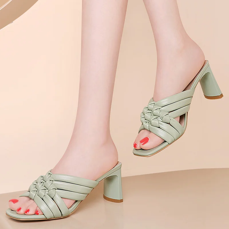 

Summer New Style Roman Style Hollow Cross Strap Open Toe Thick Heel Sandals Women Sandals