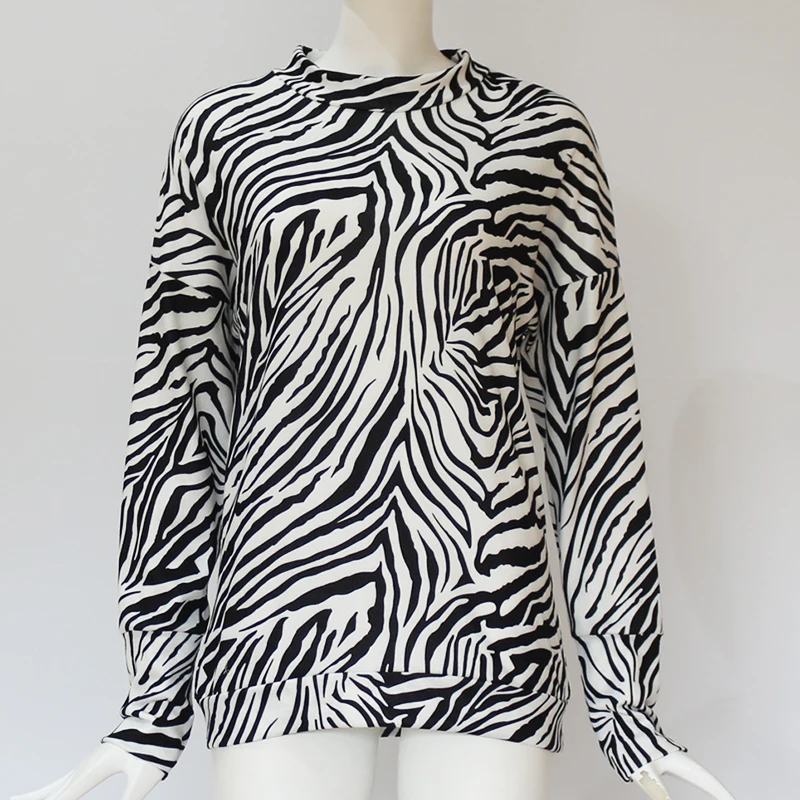 

Striped T Shirt Women Casual Long Sleeve T-Shirt Zebra Print Knitted Tshirt Turtleneck Pullover Loose Tops Tee Camiseta Mujer