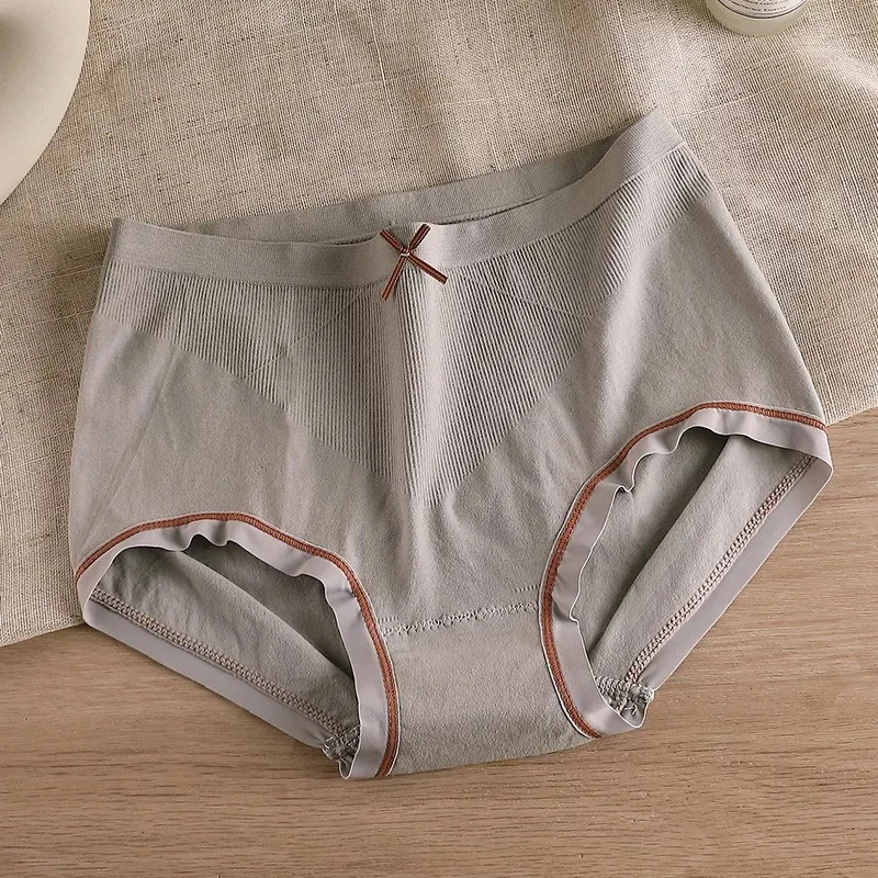 

Новые стильные Бесшовные женские трусики, хлопковые разноцветные модные нижнее белье, большие размеры, свободные трусики, Классический тре...