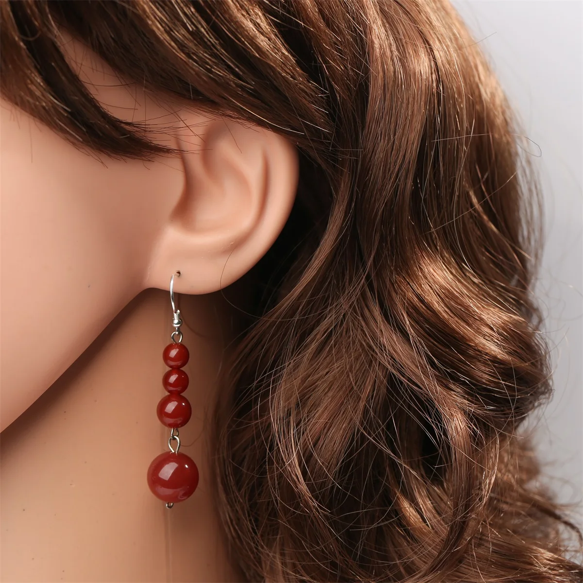 Комплект из колье и серёг серебра 925 пробы 6/8/10 мм