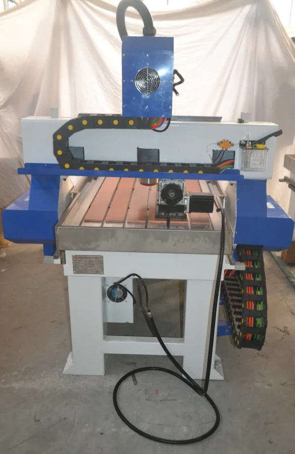 6090 4 оси древесины 3D резка гравировальный станок с ЧПУ 3.0KW для камня металлический