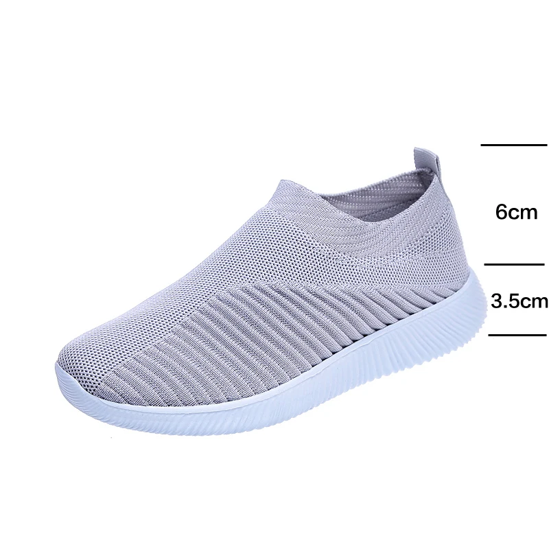 

New Knitting Flats Plus Size Breathable Air Mesh Sneakers Women 2019 Spring Autumn Slip on Platform Soft Walking Shoes Woman