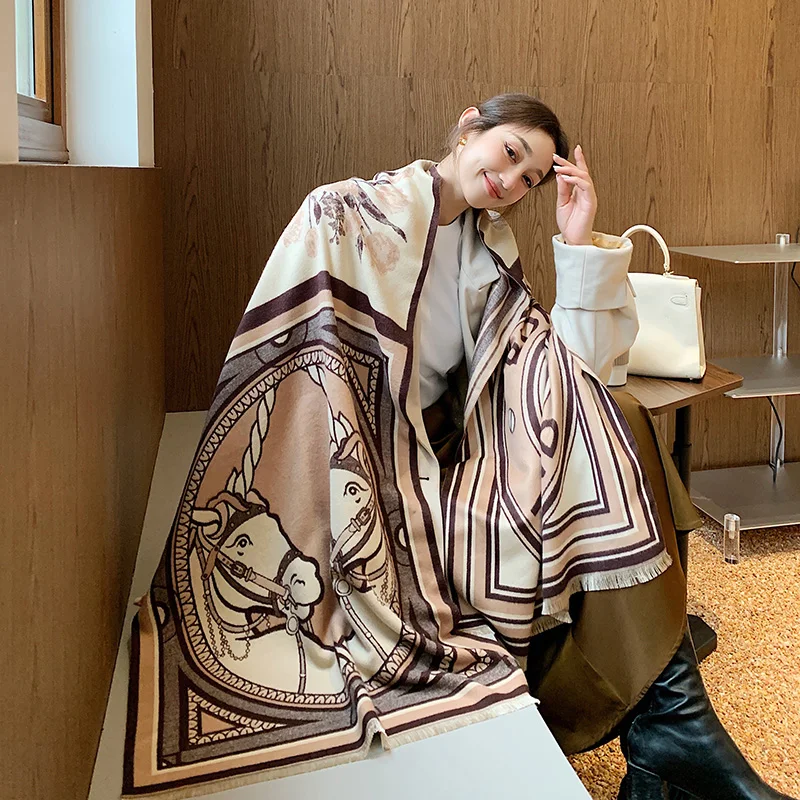 

Новый стильный Зимний кашемировый теплый шарф хиджаб с роскошным принтом лошади полоса 180*65 см толстое одеяло шаль накидка бандана головные шарфы