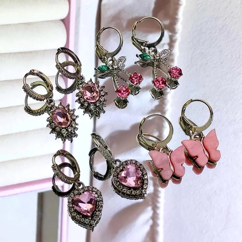 Женские серьги-подвески JUST FEEL Charm из смолы и акрила серебристого цвета с