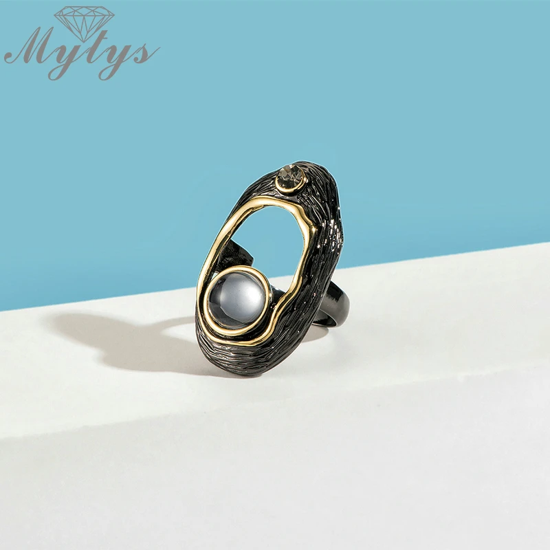 Кольцо Mytys винтажное с черным жемчугом в золотой оправе | Украшения и аксессуары
