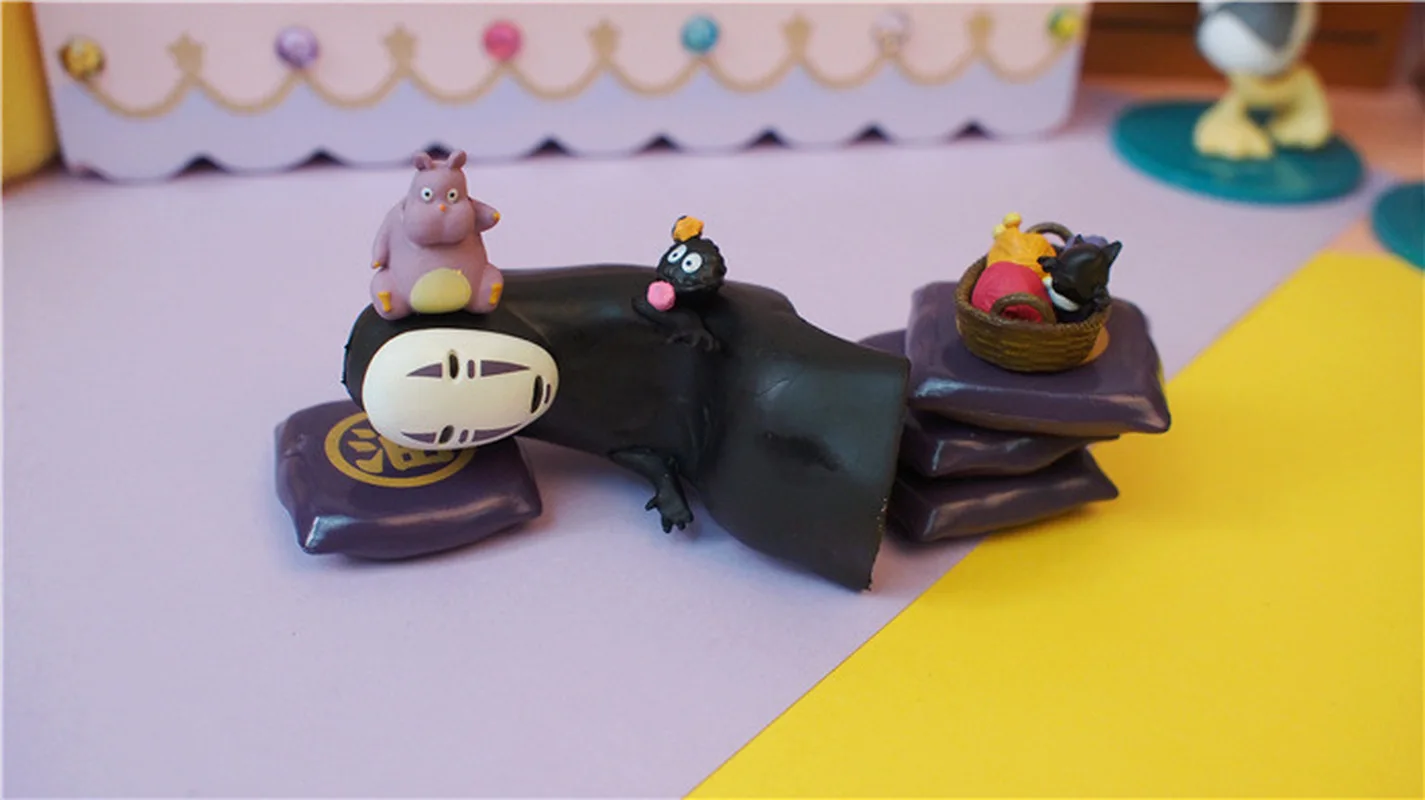 Тысяча и тысяча поисков нет лица мужчины мужское сиденье ткань группа орнамент