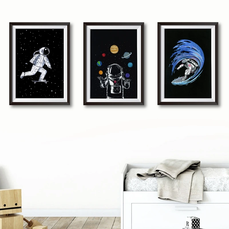 

Настенная картина для мальчиков с изображением космонавта на холсте, постеры и принты космоса с галактикой, настенные картины, декор для детской комнаты