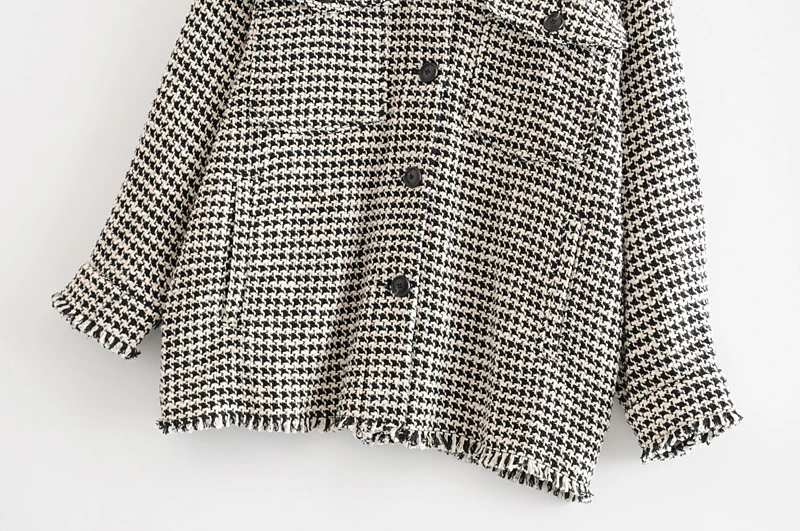 Женская твидовая куртка в клетку с бахромой | одежда