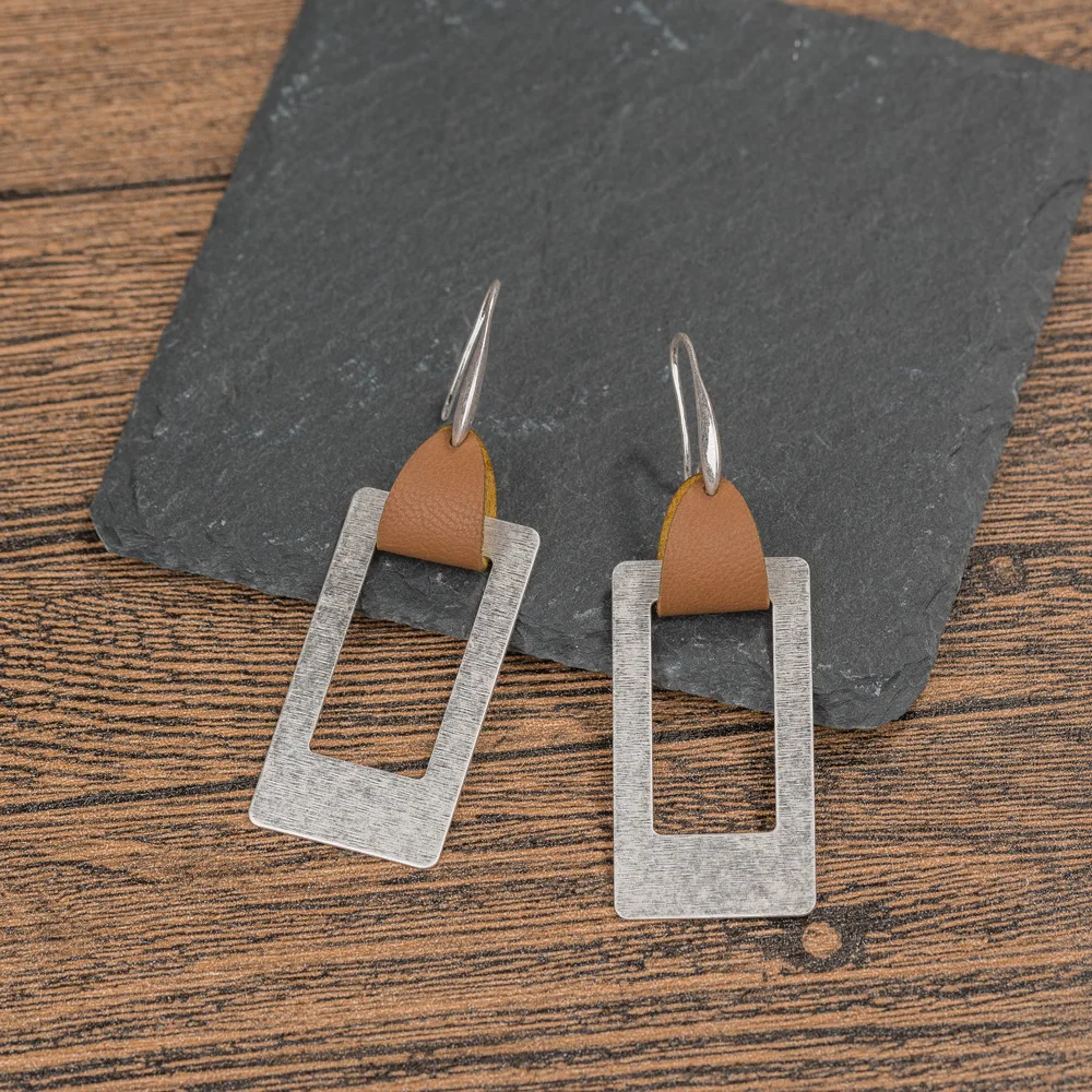 ΠΠ΅Π½ΡΠΊΠΈΠ΅ ΠΊΠΎΠΆΠ°Π½ΡΠ΅ ΡΠ΅ΡΡΠ³ΠΈ, ΡΠ΅ΡΠ΅Π±ΡΠΈΡΡΡΠ΅ ΠΊΠ²Π°Π΄ΡΠ°ΡΠ½ΡΠ΅ ΡΠ΅ΡΡΠ³ΠΈ Ρ ΠΏΠΎΠ΄Π²Π΅ΡΠΊΠΎΠΉ Π² ΡΡΠΈΠ»Π΅ ΡΠ΅ΡΡΠΎ, 2020 ΠΠ΅Π½ΡΠΊΠΈΠ΅ ΠΊΠΎΠΆΠ°Π½ΡΠ΅ ΡΠ΅ΡΡΠ³ΠΈ, ΡΠ΅ΡΠ΅Π±ΡΠΈΡΡΡΠ΅ ΠΊΠ²Π°Π΄ΡΠ°ΡΠ½ΡΠ΅ ΡΠ΅ΡΡΠ³ΠΈ Ρ ΠΏΠΎΠ΄Π²Π΅ΡΠΊΠΎΠΉ Π² ΡΡΠΈΠ»Π΅ ΡΠ΅ΡΡΠΎ, 2020