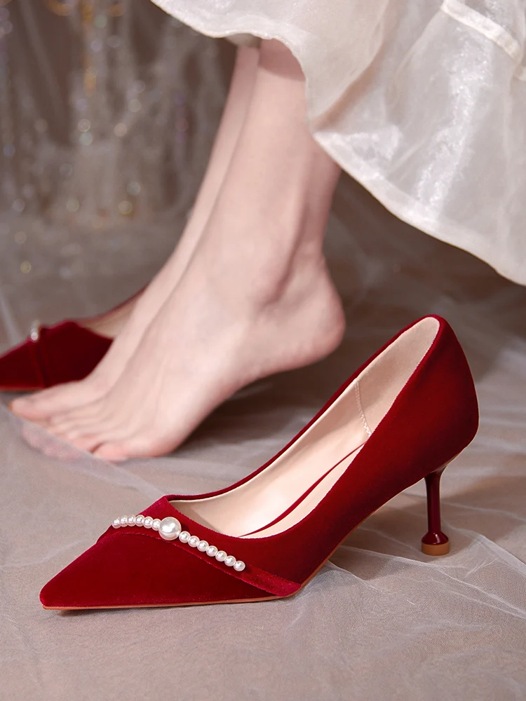 

Suede Wedding Red Women's 2021 New Wedding Bride Shoes Are Not Tired Feet, and High Heels Have A Small Sense of Design