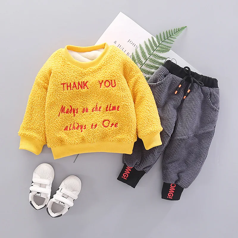 

Baby Girl Winter Clothes Christmas Outfits Fashion Letter O-neck Cashmere Coats + Pants Infant Clothing Kids Bebes Jogging Suits