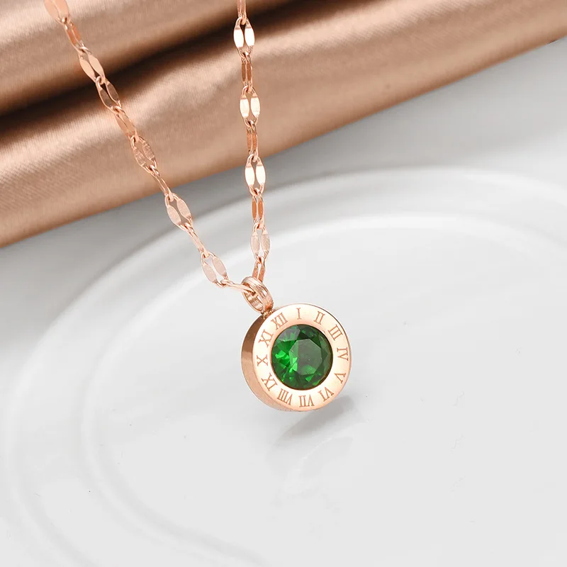 

Luxury Titanium Steel Green Roman Numeral Necklace Fashion Woman Stainless Steel Clavicle Chain Necklace
