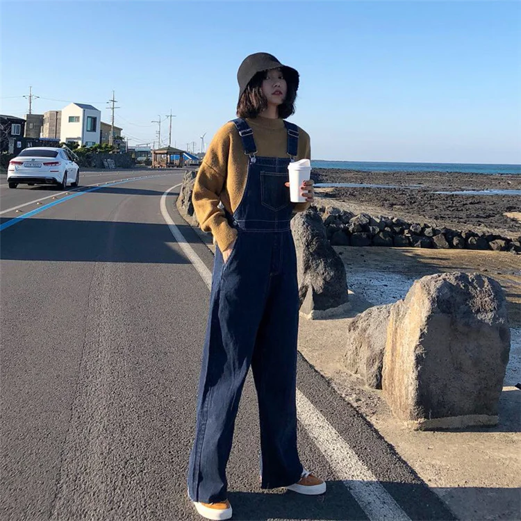 Loose and versatile straight one-piece pants women's 2021 spring Korean student age reduced Wide Leg Denim suspenders |