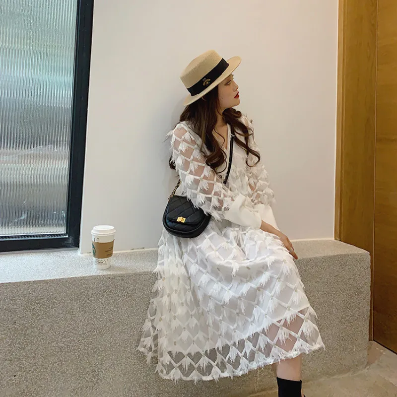 

Fashion Small Fragrance Saddle Bag Female Bag Shoulder Messenger Small Bag Mini Diamond Chain Bag Louie Vuiton Genuine Leather