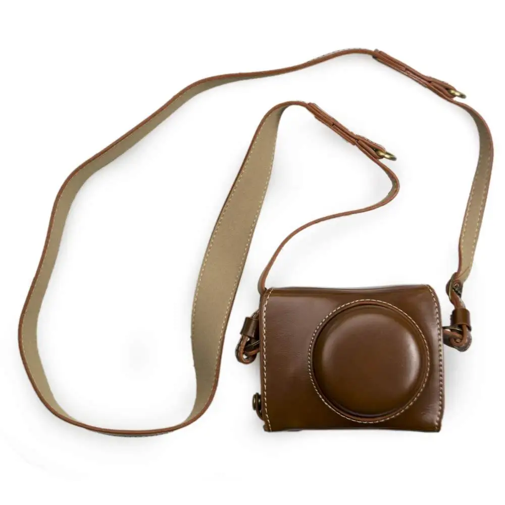 Роскошный чехол из искусственной кожи для камеры с ремешком и открытым