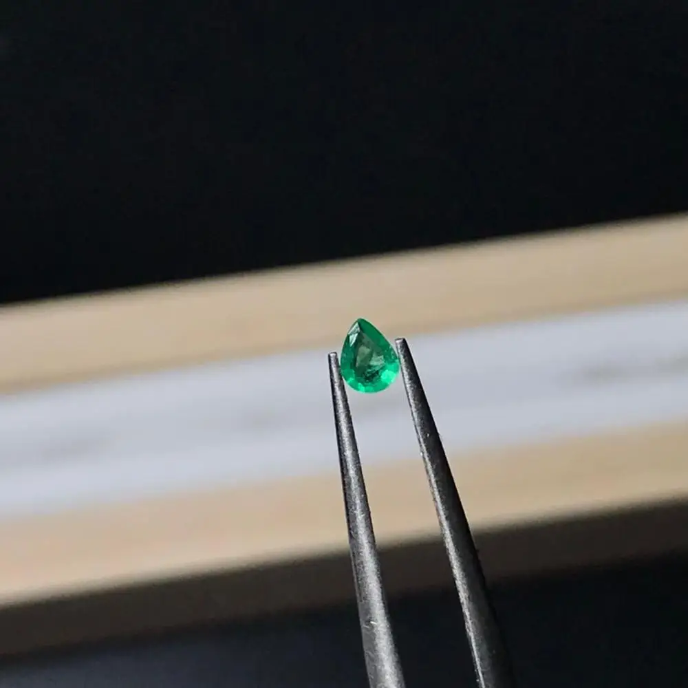 Natrual изумруд голый камень оптом низкая цена|Кольца| |