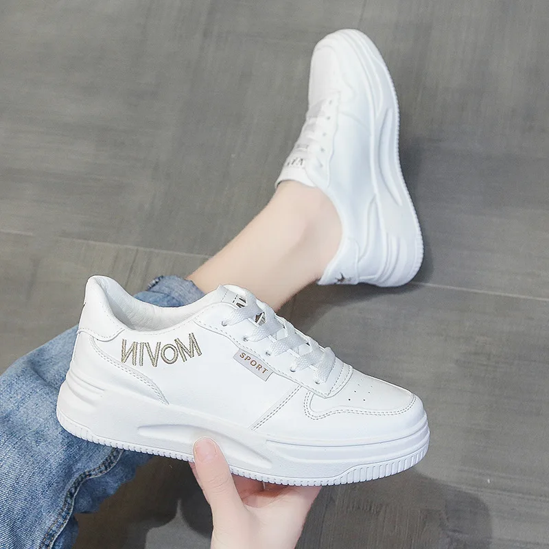 2021 spring han edition of thick white shoe bottom heighten students college of light and comfortable leisure wind white shoe