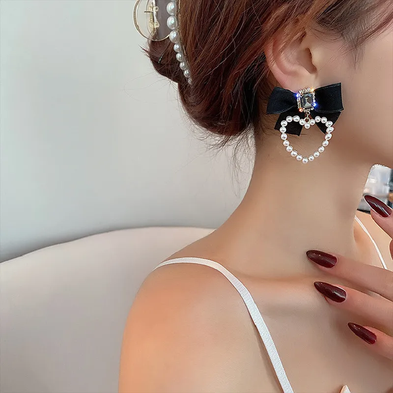 

2021 Korean Version Earrings Sweet And Lovely Pearl Bowknot Girly Big Earrings Temperament Heart-shaped Princess Style Earrings
