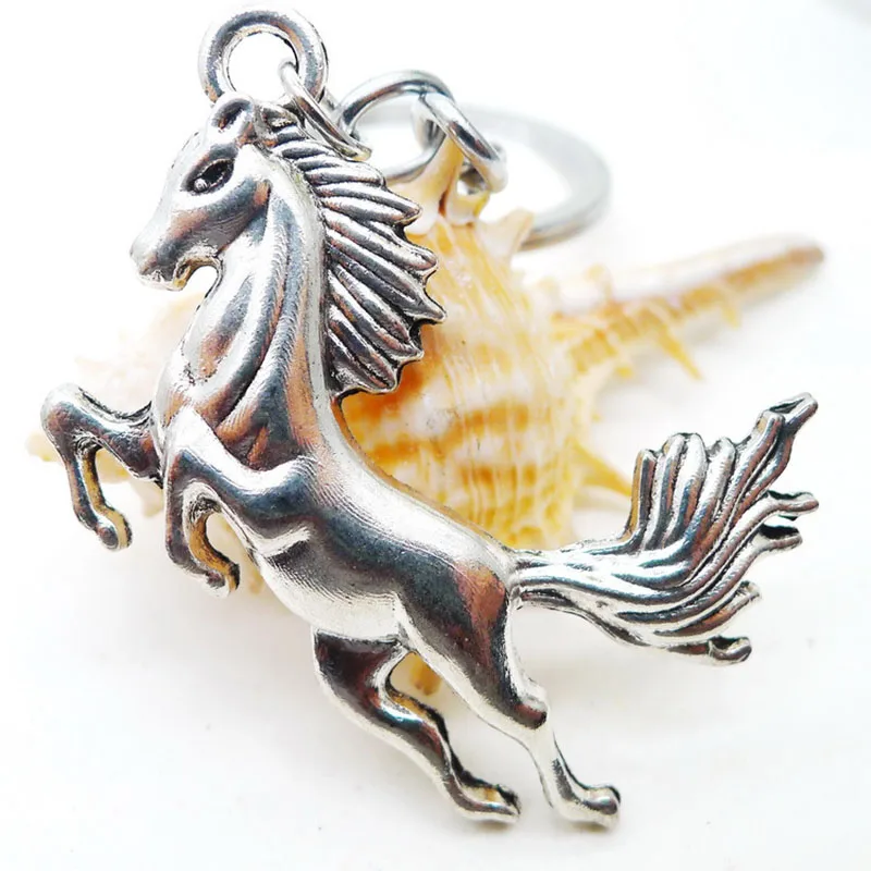 

Creative Personality Alloy Keychain Cute Large Pegasus Jewelry Pendant Car Gift Pendant Keychain