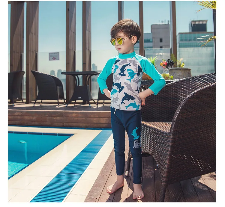 Детский купальник из двух предметов с дельфином длинным рукавом защитой от сыпи